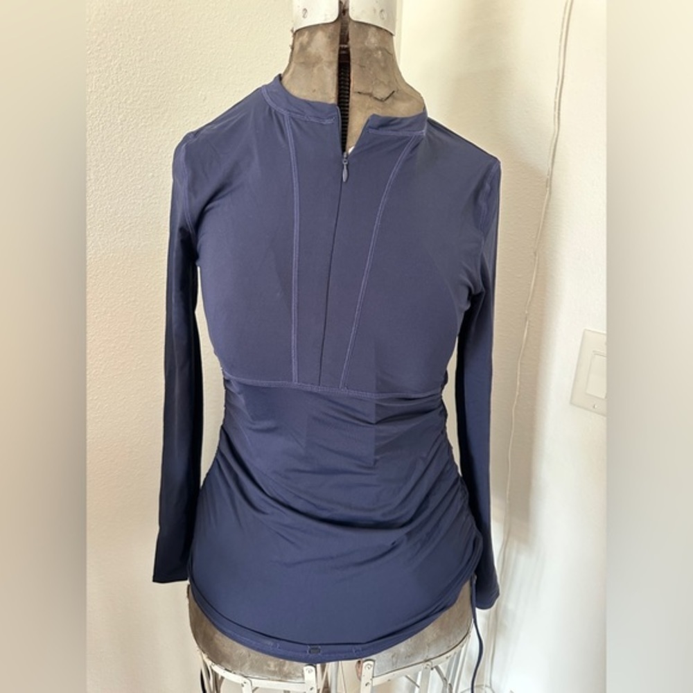 Athleta blue tunic in a size small. Iike new condition